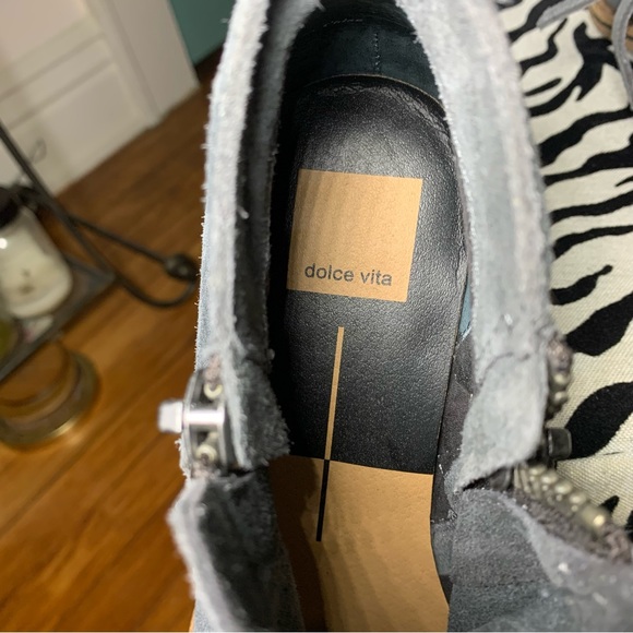 Dolce Vita Sutton Suede Side Zip Ankle Boots - Picture 4 of 4